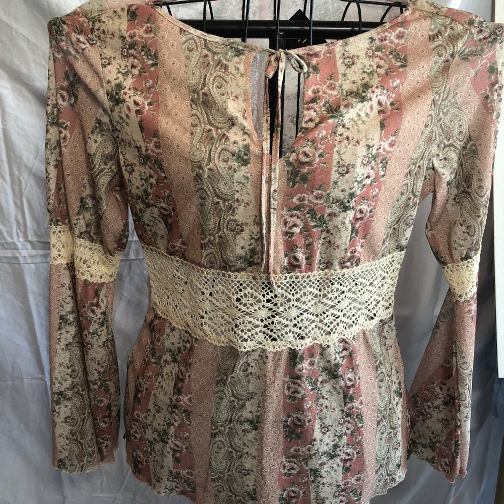 NWT 111 State MEDIUM Pink Sheer with Crochet Pattern Long Sleeve Blouse